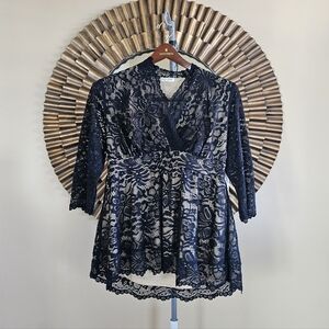 Kiyonna Linden Lace Top Black Scalloped Plus Size Large